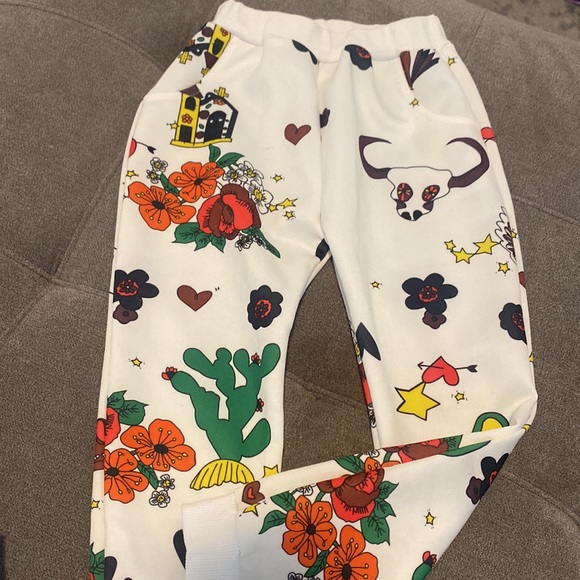 LOLA AND THE BOYS “Day of the Dead” Sweatsuit - sz 5/6 - Picture 7 of 9